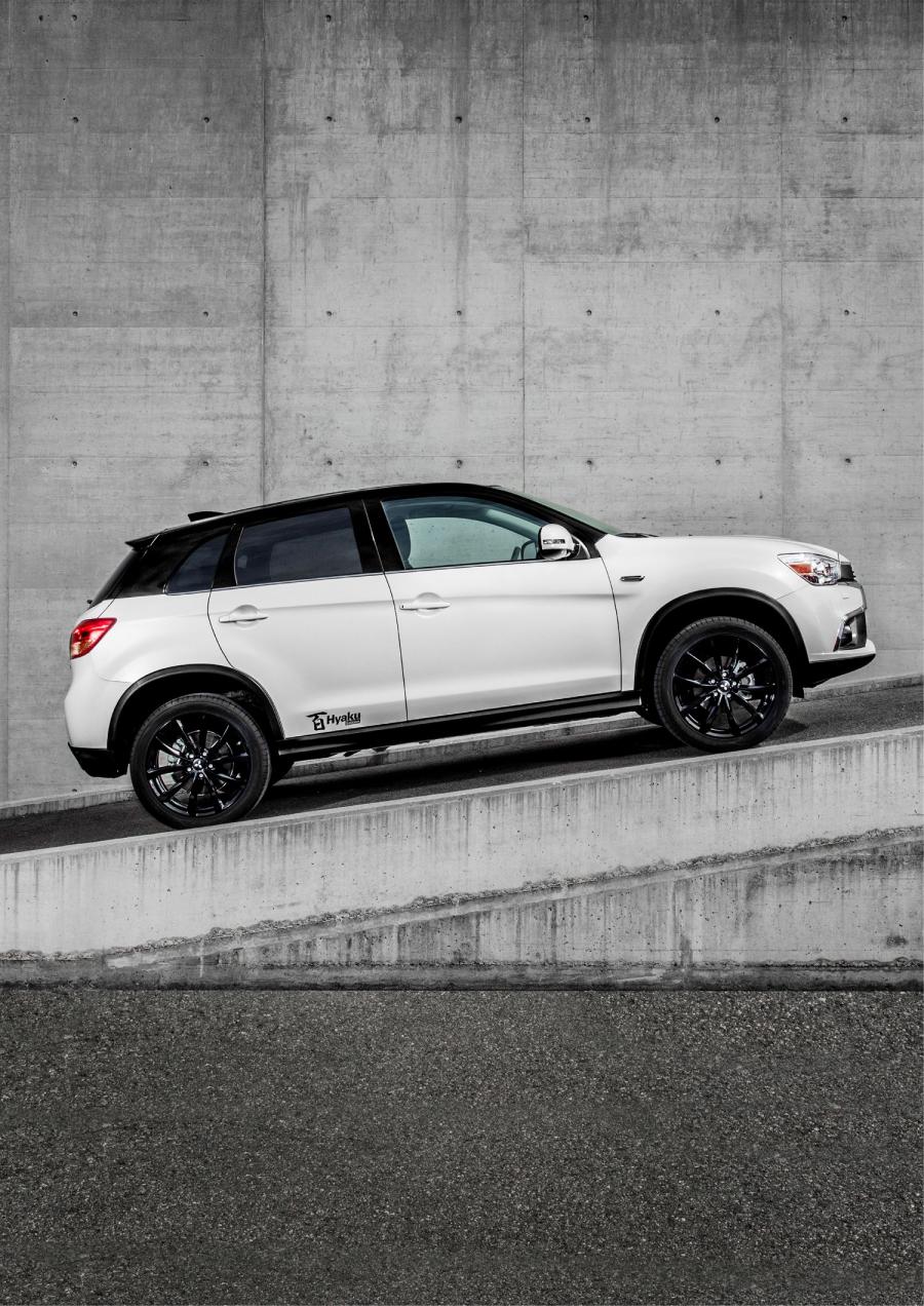  Mitsubishi ASX Hyaku Edition 2017 года  (фото 3 из 5)